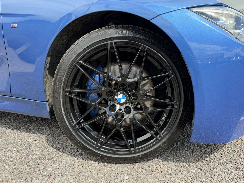 BMW 3 Series Estate 2.0 320D M Sport Touring 2017 JC04WAT Blue #3