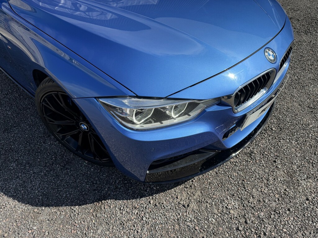 BMW 3 Series Estate 2.0 320D M Sport Touring 2017 JC04WAT Blue #2