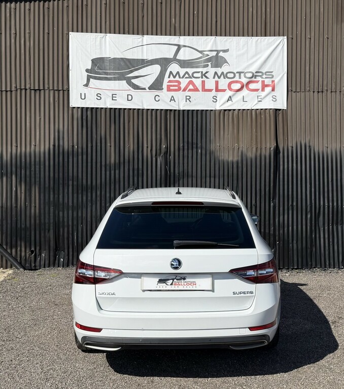 Skoda Superb 2.0 Tdi Sportline White #6
