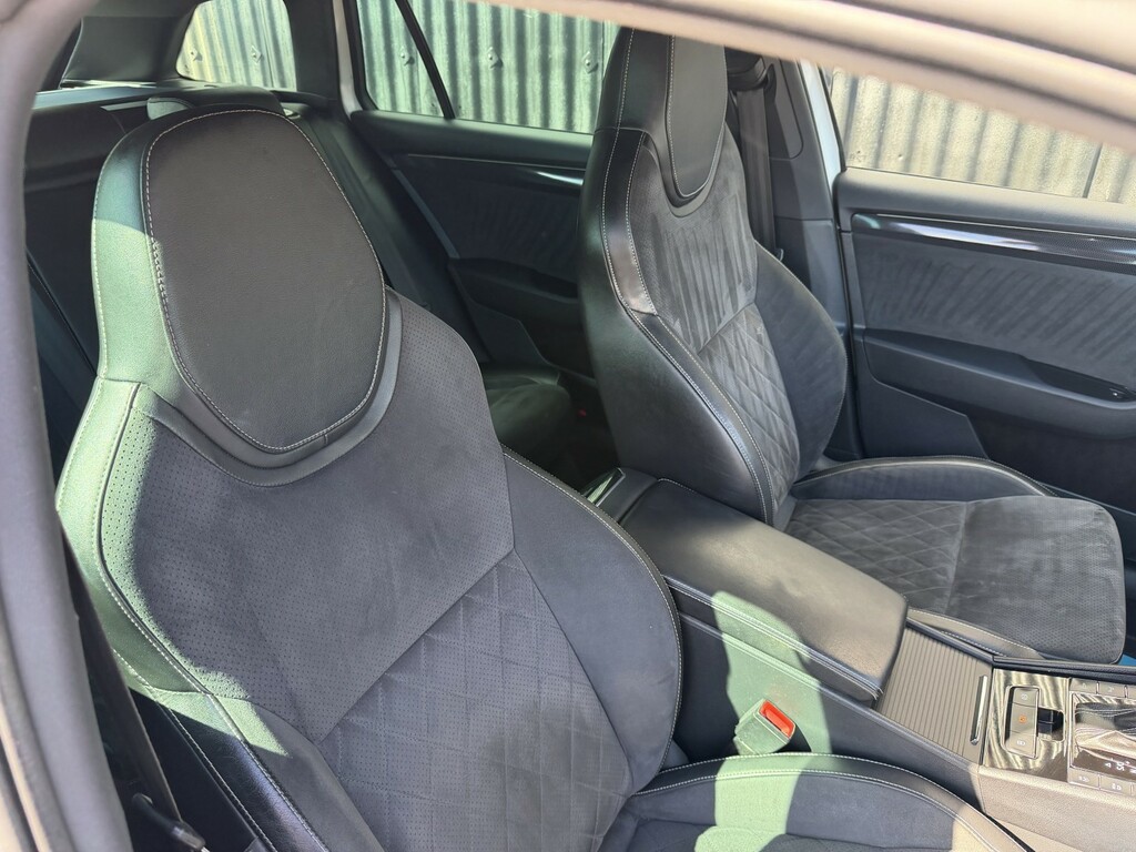 Skoda Superb Superb Se L Executive Tdi S-a White #15
