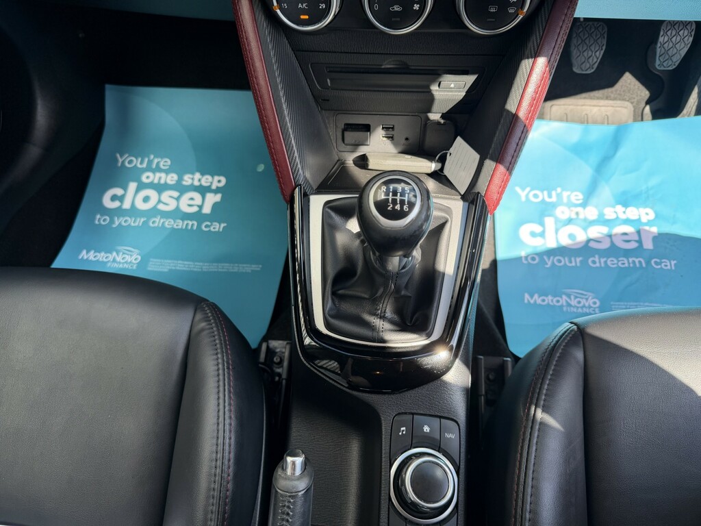 Mazda CX-3 2.0 Skyactiv-g Sport Nav Red #19