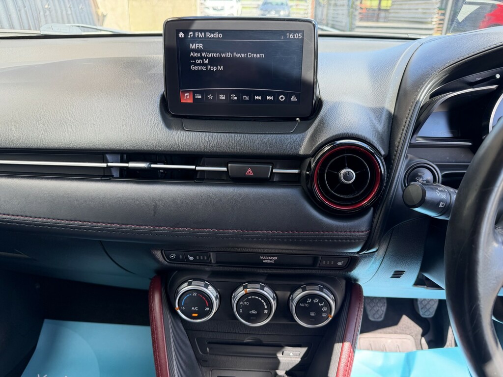 Mazda CX-3 2.0 Skyactiv-g Sport Nav Red #17