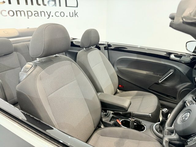 Volkswagen Beetle Hatchback 1.2 White #12