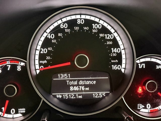 Volkswagen Beetle Hatchback 1.2 White #28