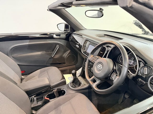 Volkswagen Beetle Hatchback 1.2 White #14