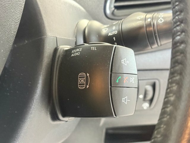 Renault Scenic 1.5 Dynamique Tomtom Energy Dci Ss 110 Bhp Red #18