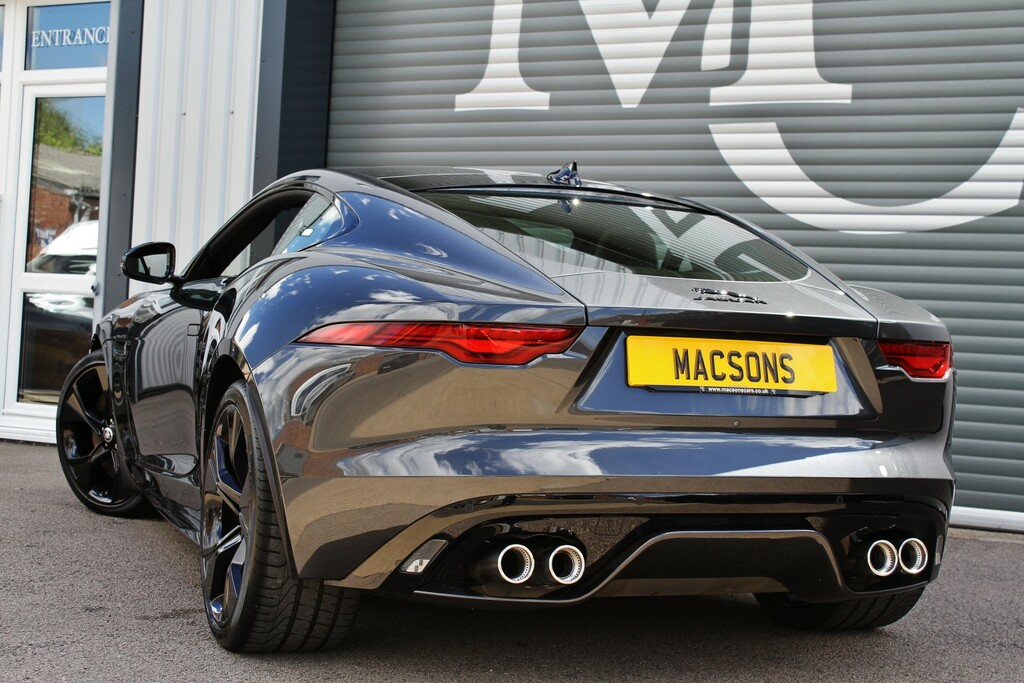 Jaguar F-Type 2.0 P300 R-dynamic Black Black #25