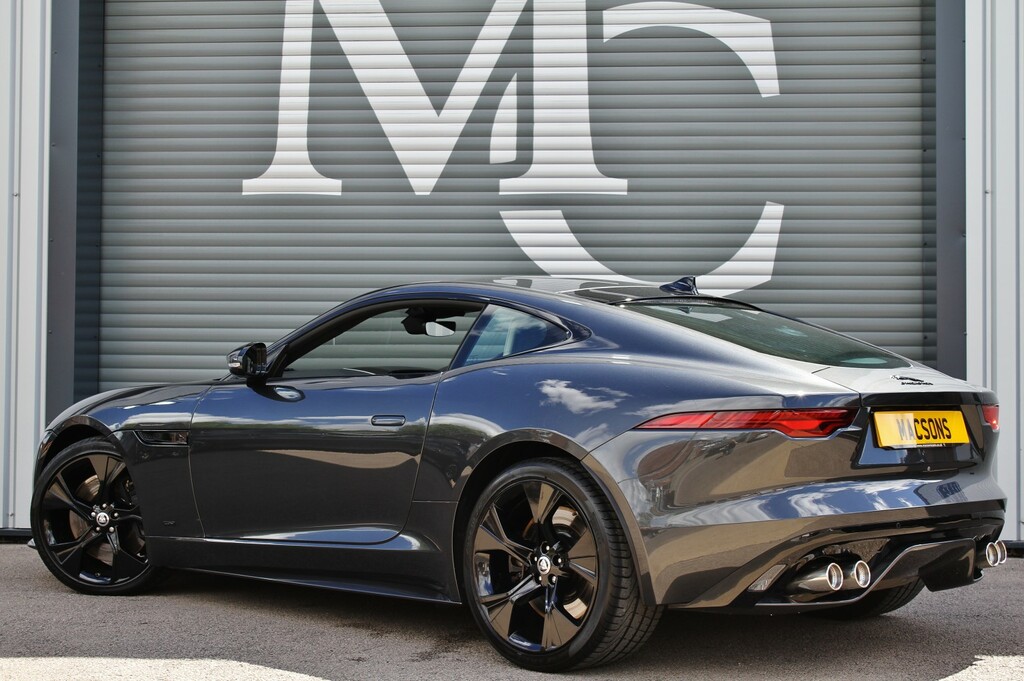 Jaguar F-Type 2.0 P300 R-dynamic Black Black #22