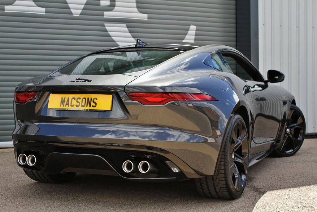 Jaguar F-Type 2.0 P300 R-dynamic Black Black #15