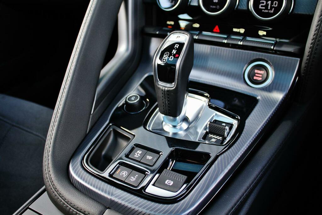Jaguar F-Type 5.0 V8 R Convertible Awd #23