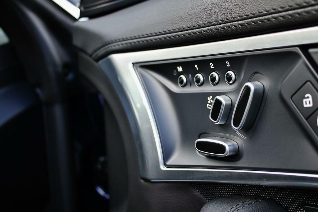Jaguar F-Type 5.0 V8 R Convertible Awd #13