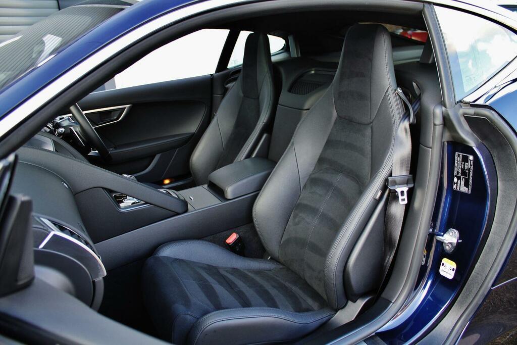 Jaguar F-Type 5.0 V8 R Convertible Awd #37