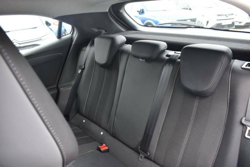 Vauxhall Mokka-e 50Kwh Elite Nav Premium - 2021 71 DC71FVZ White #6