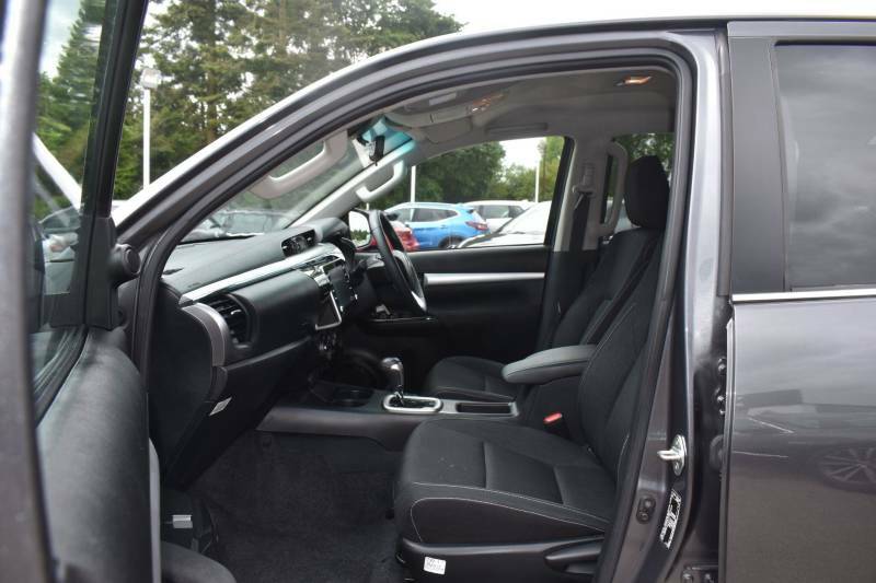 Toyota HILUX 2.4 D-4d Icon 4Wd Euro 6 Ss Grey #4