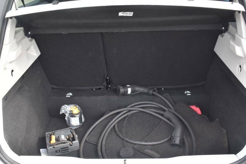 Renault Zoe R135 Ev50 52Kwh Gt Line Rapid Charge White #4