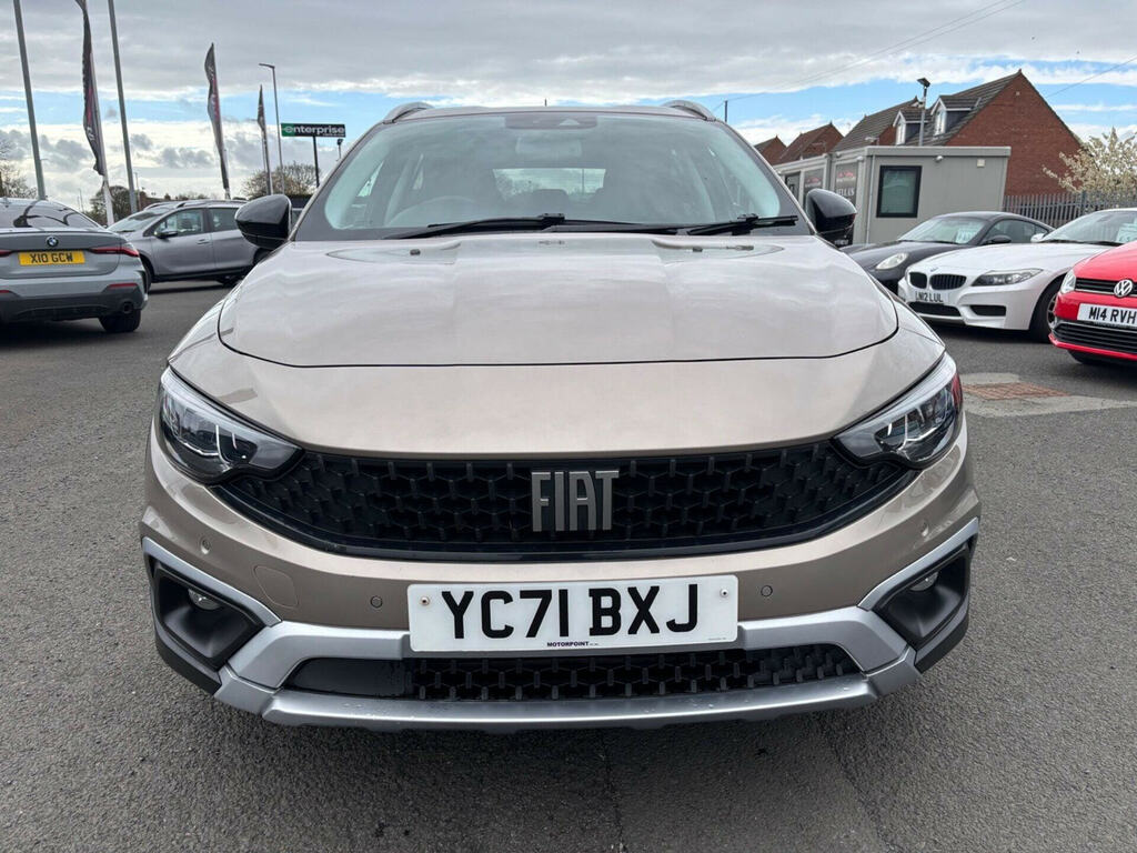 Fiat Tipo Cross YC71BXJ Beige #2