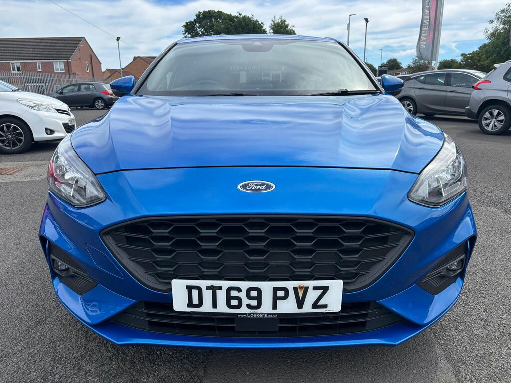 Ford Focus Focus Hatchback DT69PVZ Blue #2