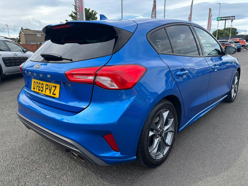 Ford Focus Focus Hatchback DT69PVZ Blue #4