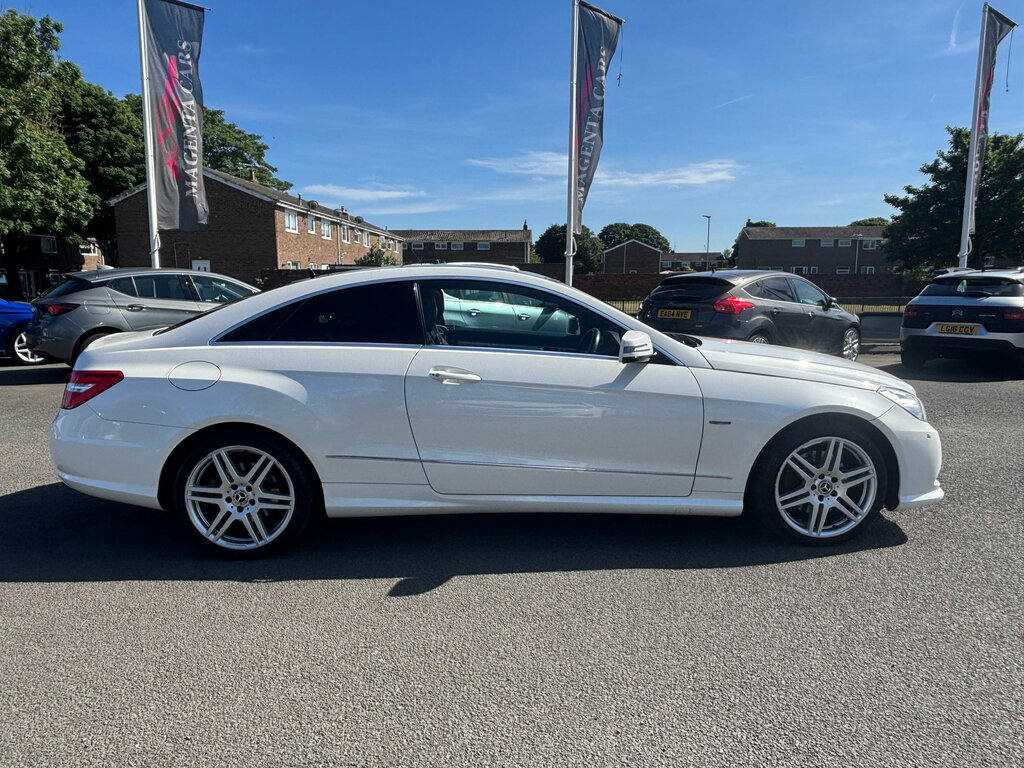 Mercedes-Benz E Class E Class Saloon White