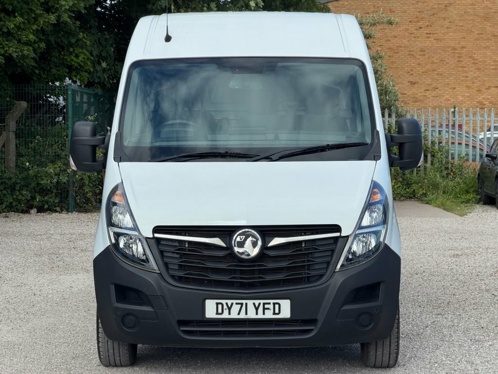 Vauxhall Movano 2.3L Edition White #4