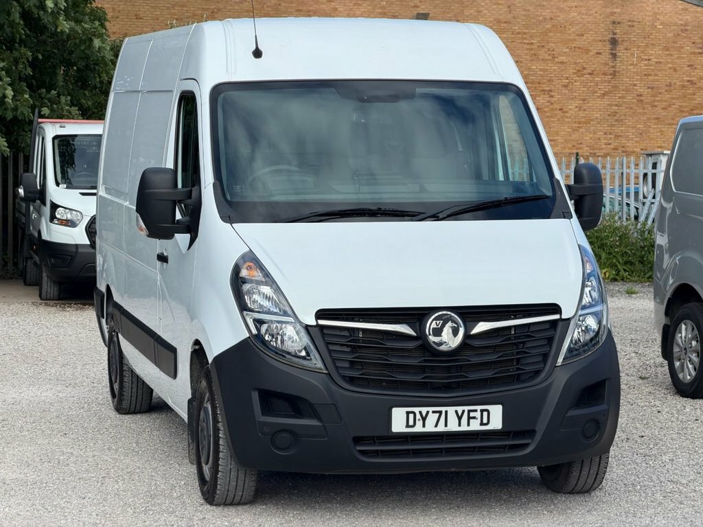 Vauxhall Movano 2.3L Edition White #3