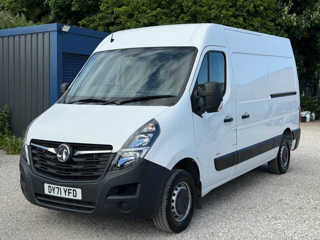 Vauxhall Movano 2.3L Edition White #2