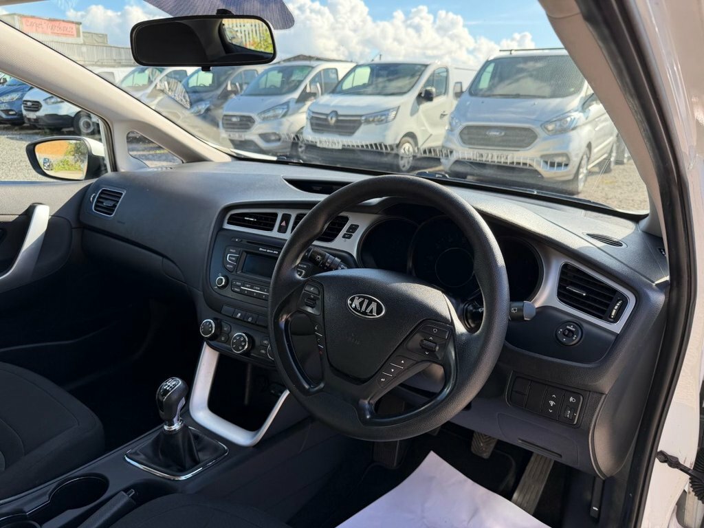 Kia Ceed 1.4L 1 White #5