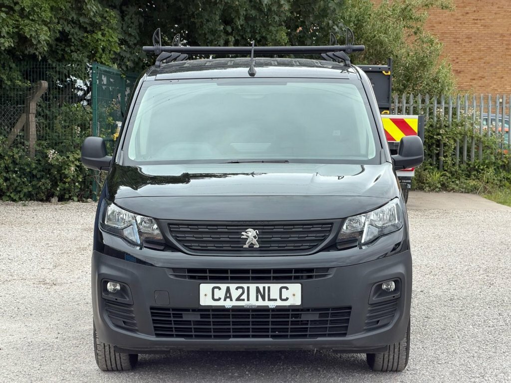 Peugeot Partner 1.5L Professional CA21NLC Black #2