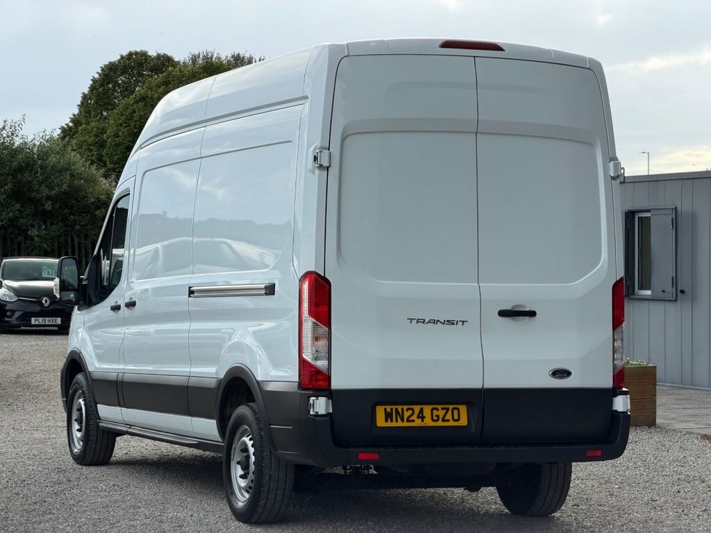 Ford Transit Custom 2L Leader WN24GZO White #4
