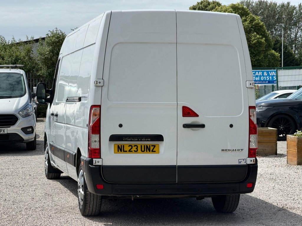 Renault Master Lm35dci 135 Business Medium Roof Van White #14