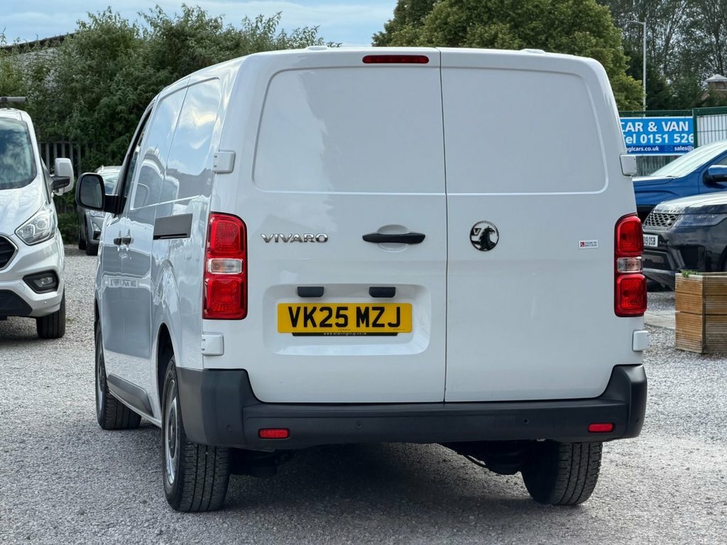 Vauxhall Vivaro 2.0 Turbo D Pro Xl Panel Van 6Dr Lwb Silver #31