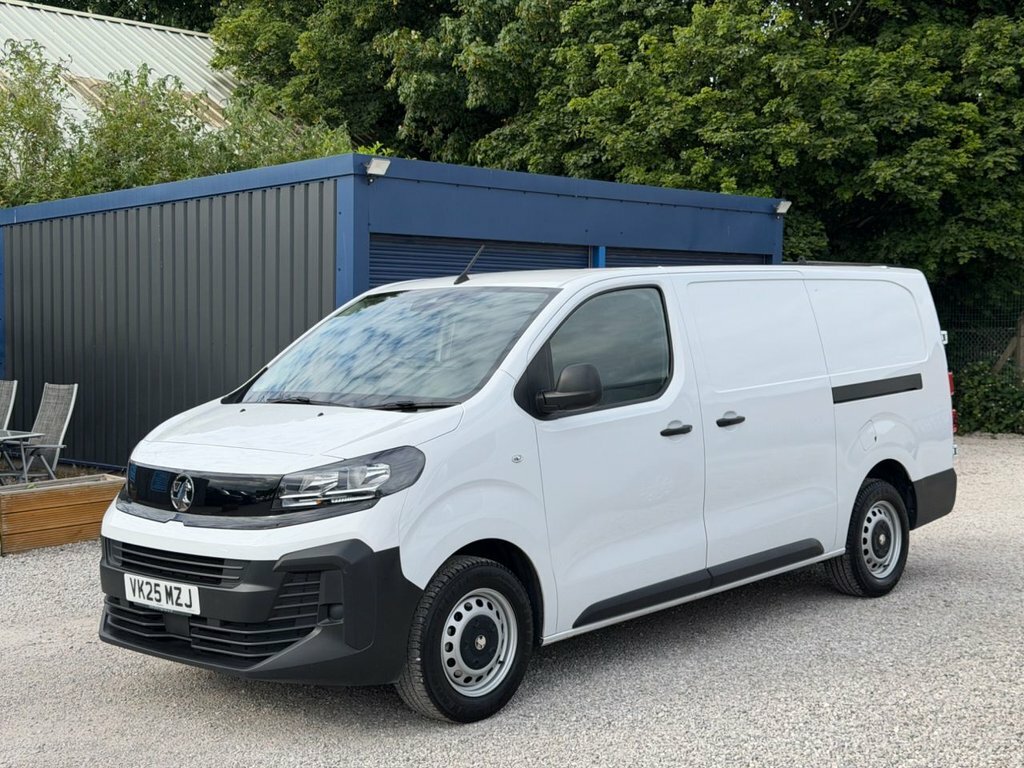 Vauxhall Vivaro 2.0 Turbo D Pro Xl Panel Van 6Dr Lwb Silver #15
