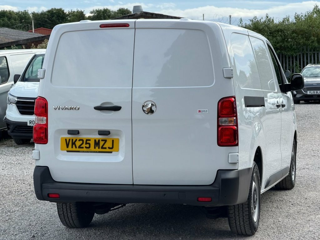 Vauxhall Vivaro 2.0 Turbo D Pro Xl Panel Van 6Dr Lwb Silver #29