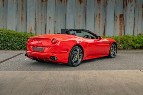 Ferrari California T Red #6