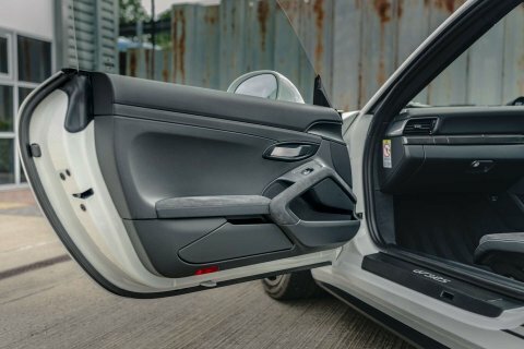 Porsche 911 Convertible White #33