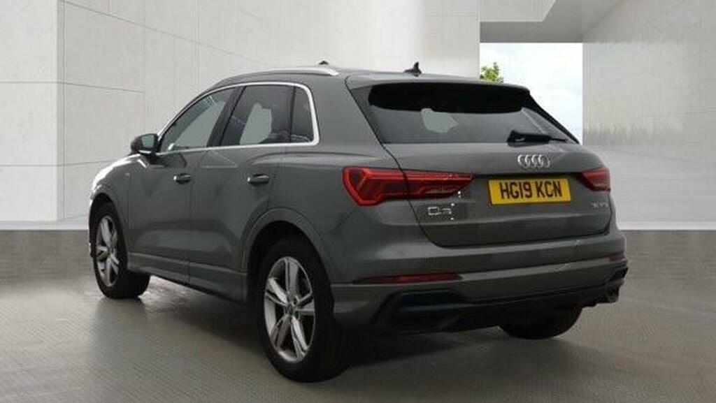Audi Q3 Suv 1.5 Tfsi Cod 35 S Line S Tronic Euro 6 Ss 5 HG19KCN Grey #3