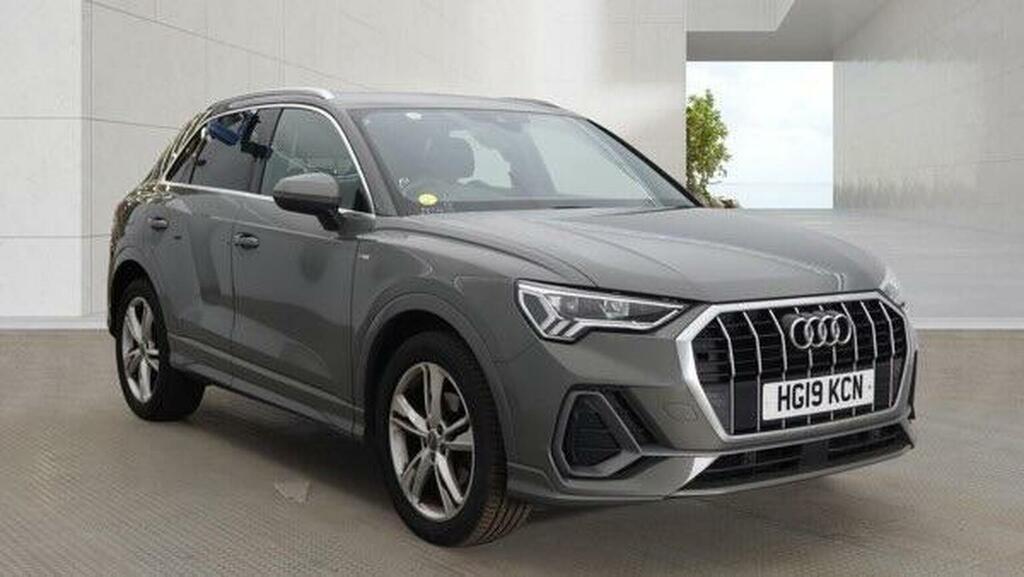 Audi Q3 Suv 1.5 Tfsi Cod 35 S Line S Tronic Euro 6 Ss 5 Grey