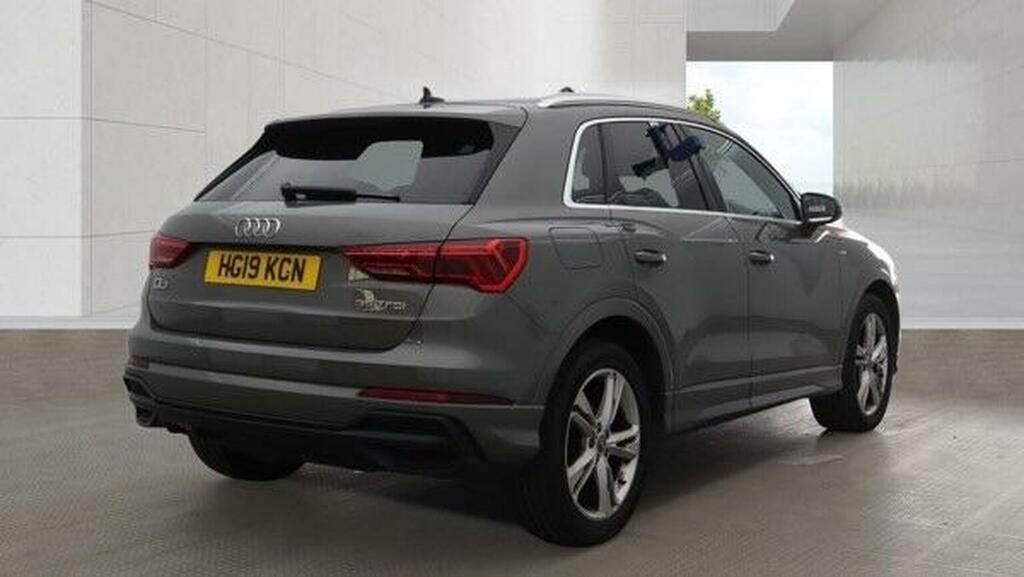 Audi Q3 Suv 1.5 Tfsi Cod 35 S Line S Tronic Euro 6 Ss 5 HG19KCN Grey #4