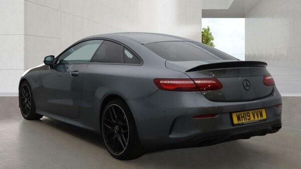 Mercedes-Benz E Class 2.0 E220d Amg Line G-tronic Euro 6 Ss Grey #3