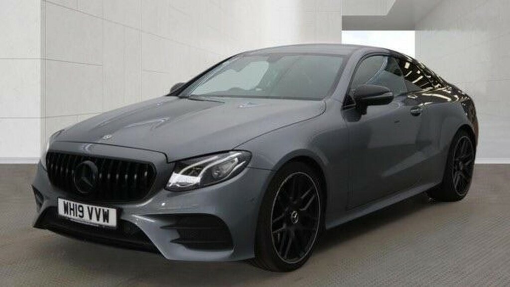 Mercedes-Benz E Class E220d Amg Line 9G-tronic Red #14