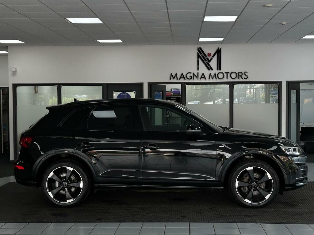 Audi Q5 Suv 2.0 Tdi 40 Black Edition S Tronic Quattro Euro LY68UJF Black #3