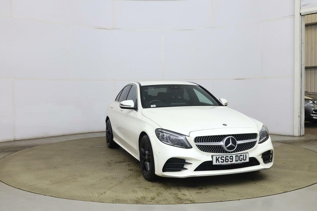 Mercedes-Benz C Class 2.0 C300 Amg Line Premium G-tronic Euro 6 Ss White