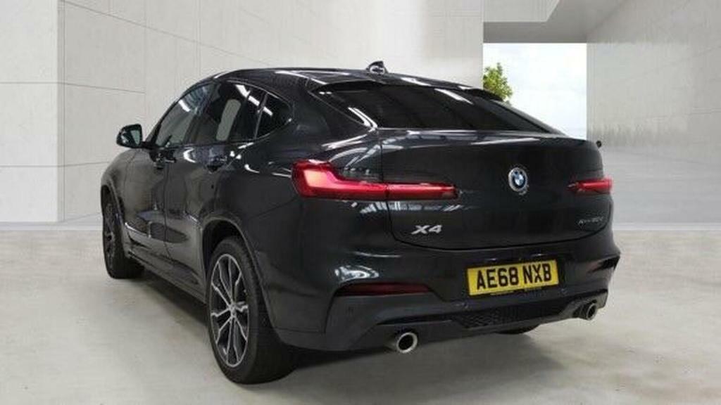BMW X4 2L M Sport Black #16
