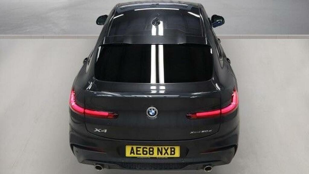 BMW X4 2L M Sport Black #8