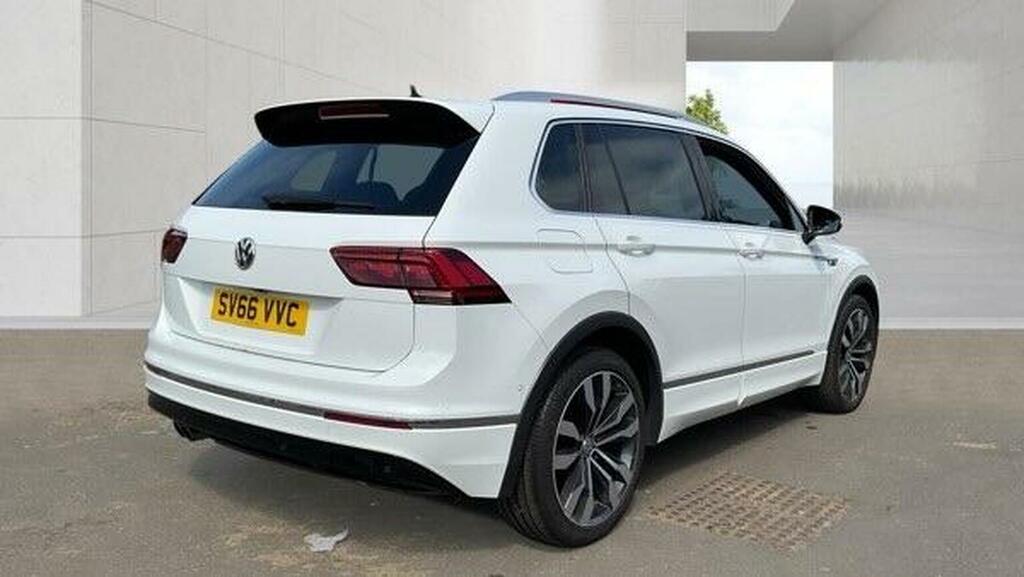 Volkswagen Tiguan 2.0 Tdi Bluemotion Tech R-line Dsg 4Motion Euro 6 White #4