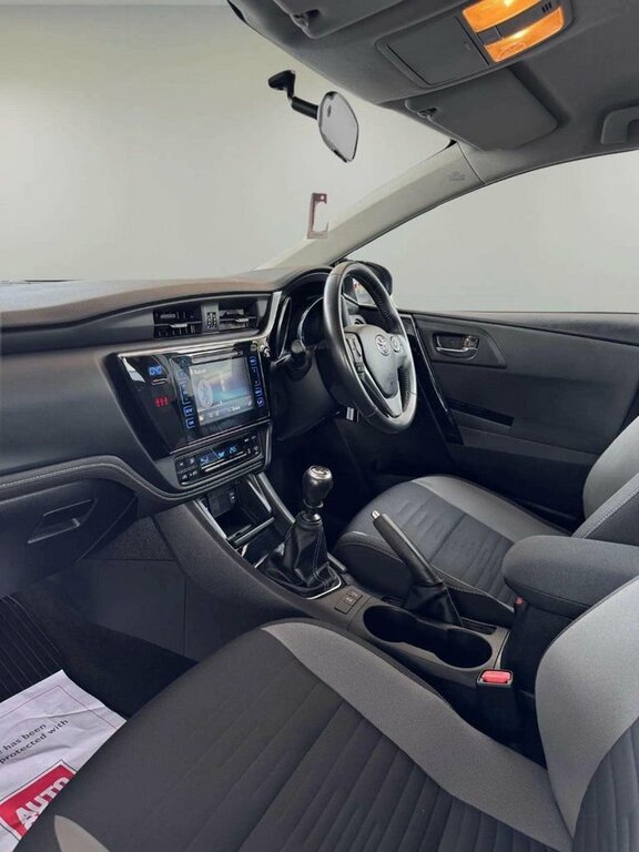 Toyota Auris 1.8 Vvt-h Icon Cvt Euro 6 Ss #22