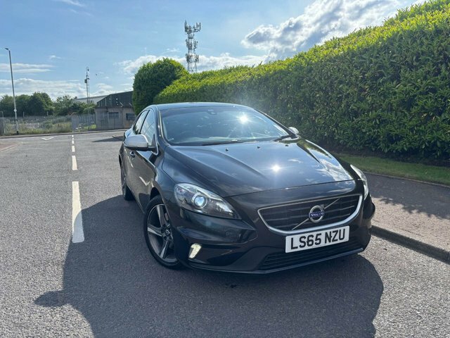 Volvo V40 D2 R-design Lux Nav Black #2