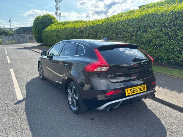 Volvo V40 D2 R-design Lux Nav Black #4