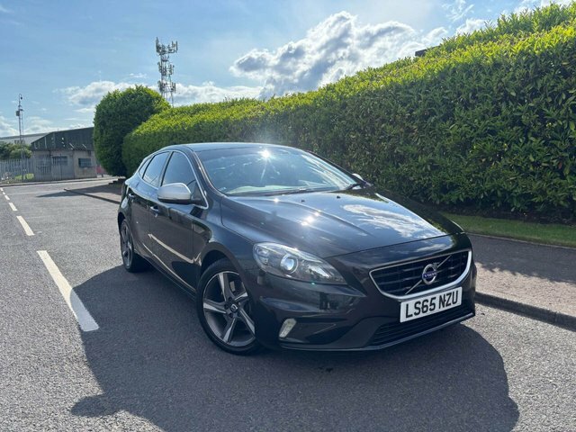 Volvo V40 D2 R-design Lux Nav Black