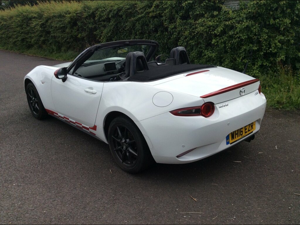 Mazda MX-5 1.5 Skyactiv-g Icon Convertible White #2